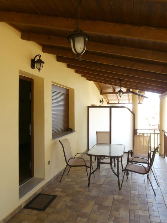 Villa Barouti Koinira Habitación foto